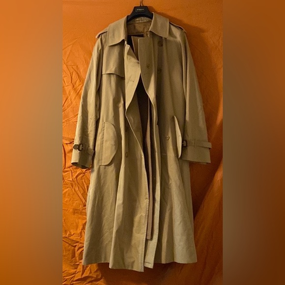 Burberry Men's Trench Coat with detachablewool liner